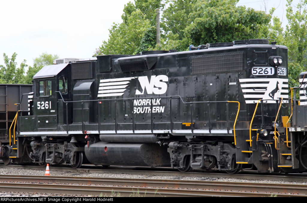 NS 5261